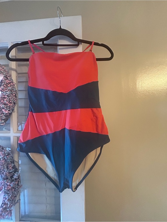 Allihop Other - ALLIHOP Colorblock Red and Navy One-Piece Swimsuit